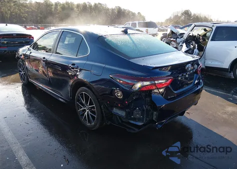 2022 Toyota Camry Se z USA, uszkodzony, nr VIN 4T1S11AK5NU664625